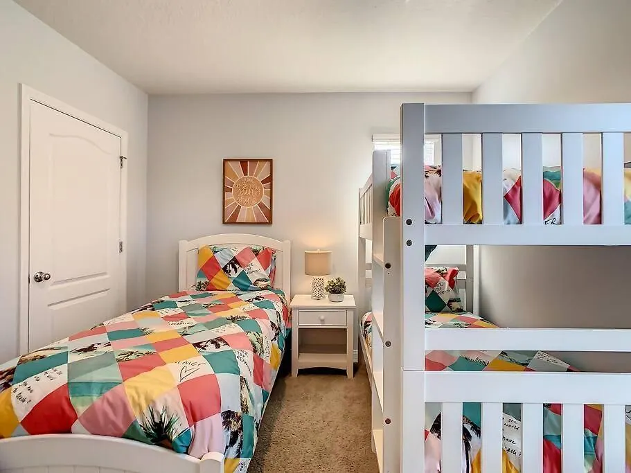 Family Retreat, 6 Bedroom House With Private Pool At Solterra Resort Davenport Holiday home