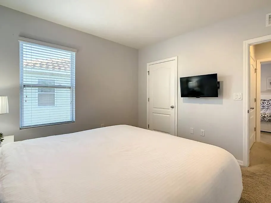 Family Retreat, 6 Bedroom House With Private Pool At Solterra Resort Davenport
